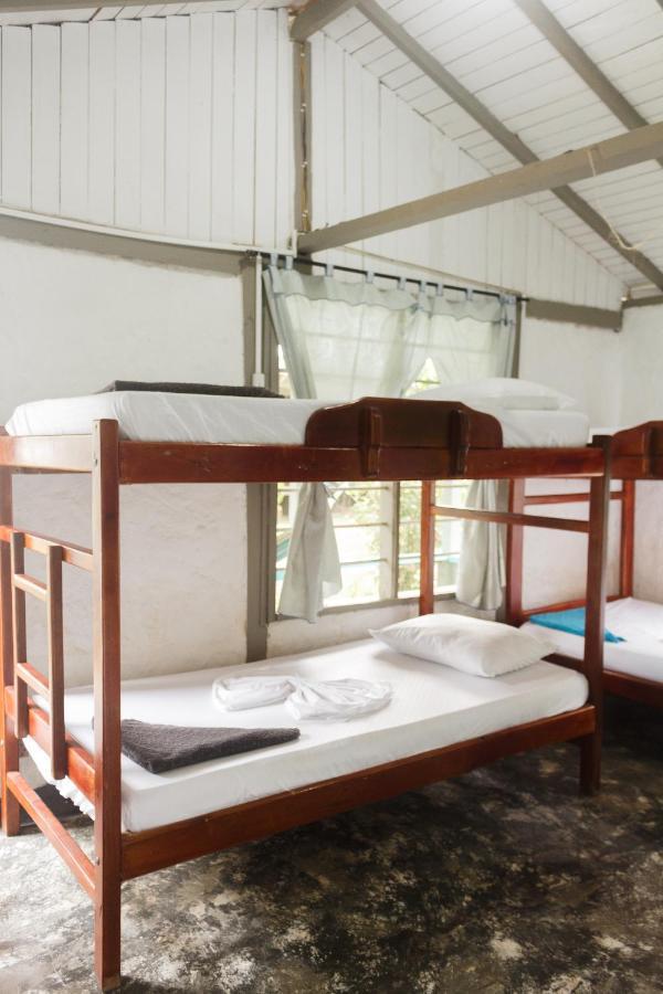 Cabanas Los Almendros Capurganá Esterno foto